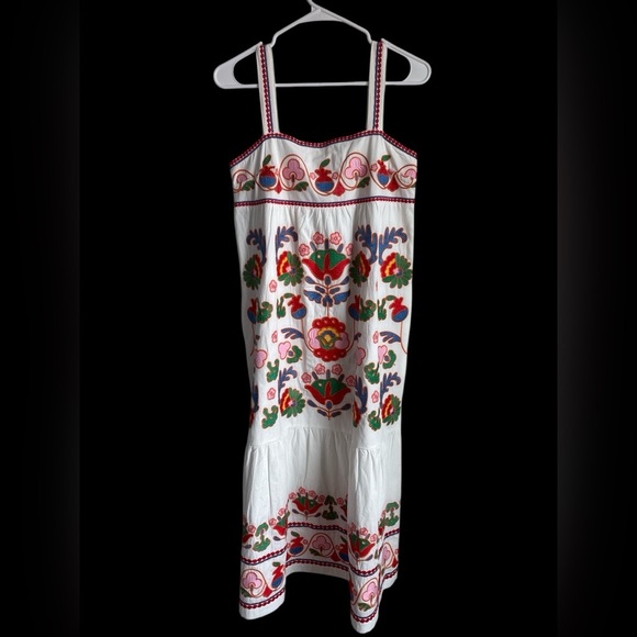 j. marie Dresses & Skirts - J. Marie Landon Midi Embroidered Dress